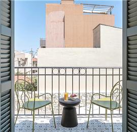 5 bedroom villa with indoor and outdoor pool in Chania town, sleeps 10